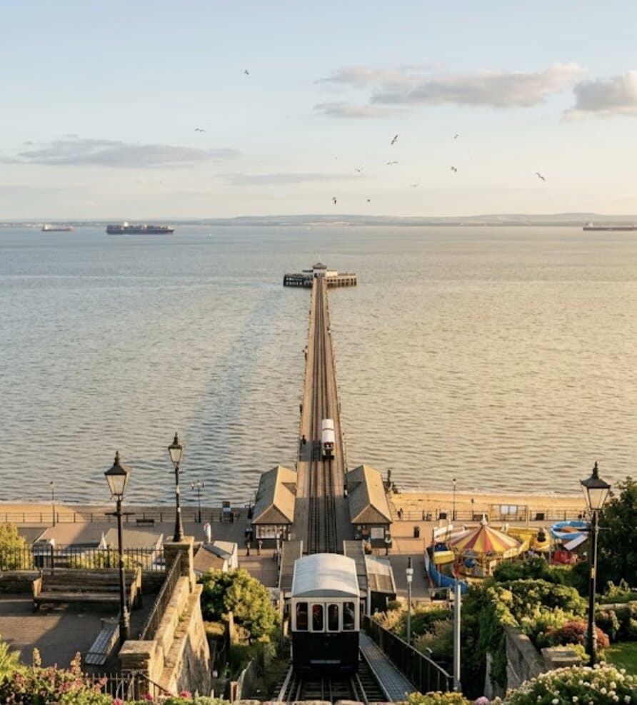 Southend — Thames Estuary atmosphere